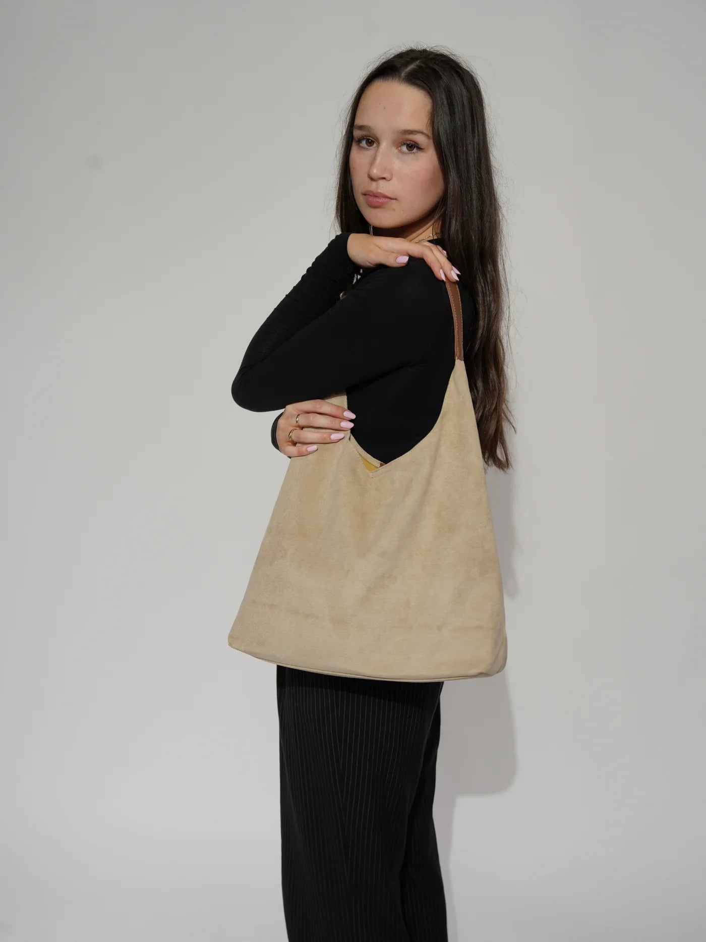 RetroSoft Suede Shoulderbag | Inclusief Bijpassende Clutch