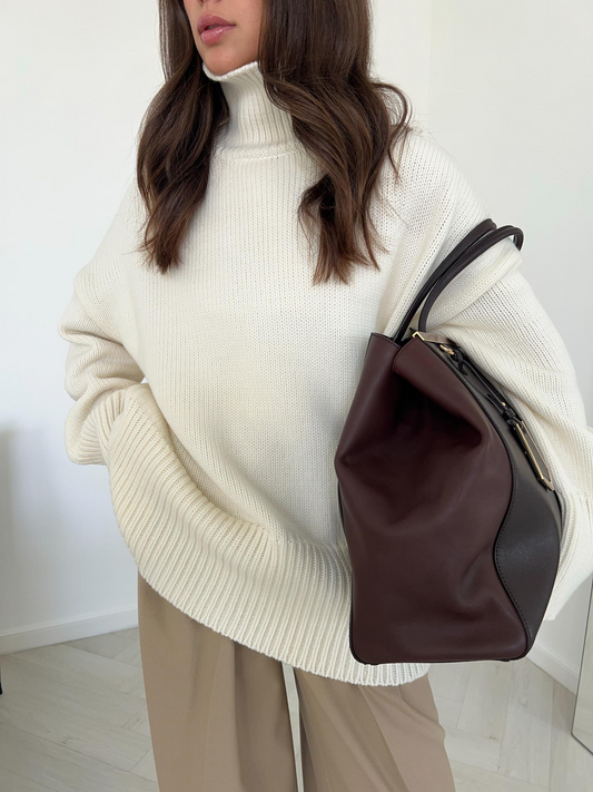 Livia | Minimalist Basic Turtleneck Sweater